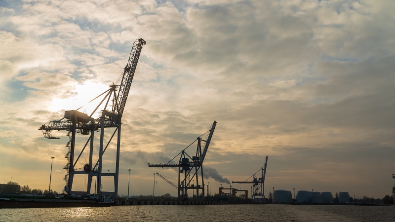 Nowe inwestycje w Porcie Szczecin - trójmiejskie firmy zbudują terminal przeładunkowy-GospodarkaMorska.pl