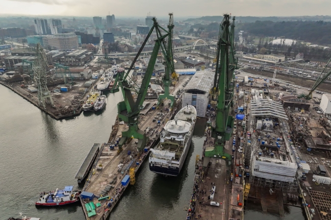 Pierwsze w 2025 roku wodowanie w Karstensenie już za nami-GospodarkaMorska.pl