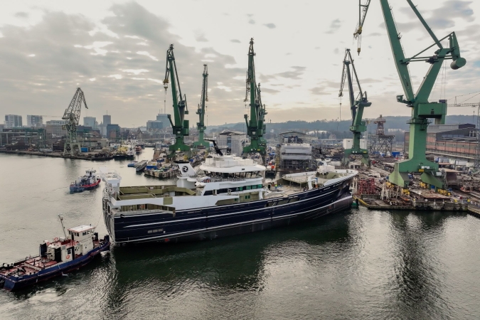 Pierwsze w 2025 roku wodowanie w Karstensenie już za nami-GospodarkaMorska.pl