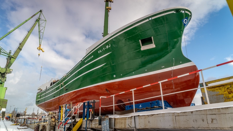 Karstensen: trawler dla Norwegów zwodowany, choć przeszkodził zeszłotygodniowy wypadek w sąsiedztwie-GospodarkaMorska.pl