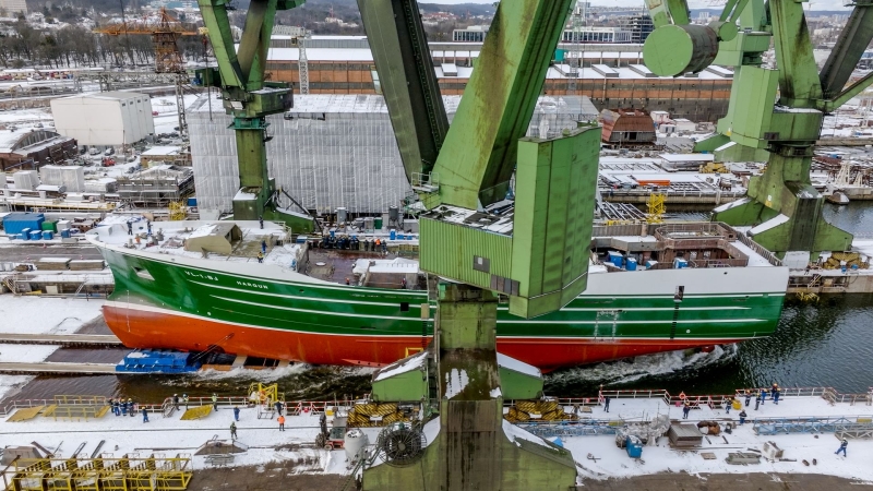 Karstensen: trawler dla Norwegów zwodowany, choć przeszkodził zeszłotygodniowy wypadek w sąsiedztwie-GospodarkaMorska.pl