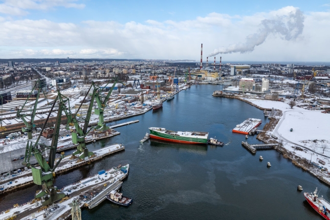 Karstensen: trawler dla Norwegów zwodowany, choć przeszkodził zeszłotygodniowy wypadek w sąsiedztwie-GospodarkaMorska.pl