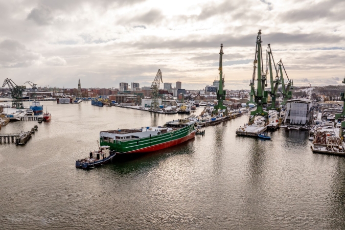 Karstensen: trawler dla Norwegów zwodowany, choć przeszkodził zeszłotygodniowy wypadek w sąsiedztwie-GospodarkaMorska.pl