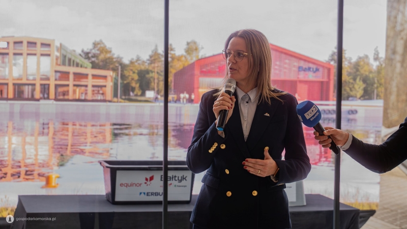 ­Equinor rusza z budową bazy serwisowej w Łebie. Uroczyste wmurowanie kamienia węgielnego-GospodarkaMorska.pl