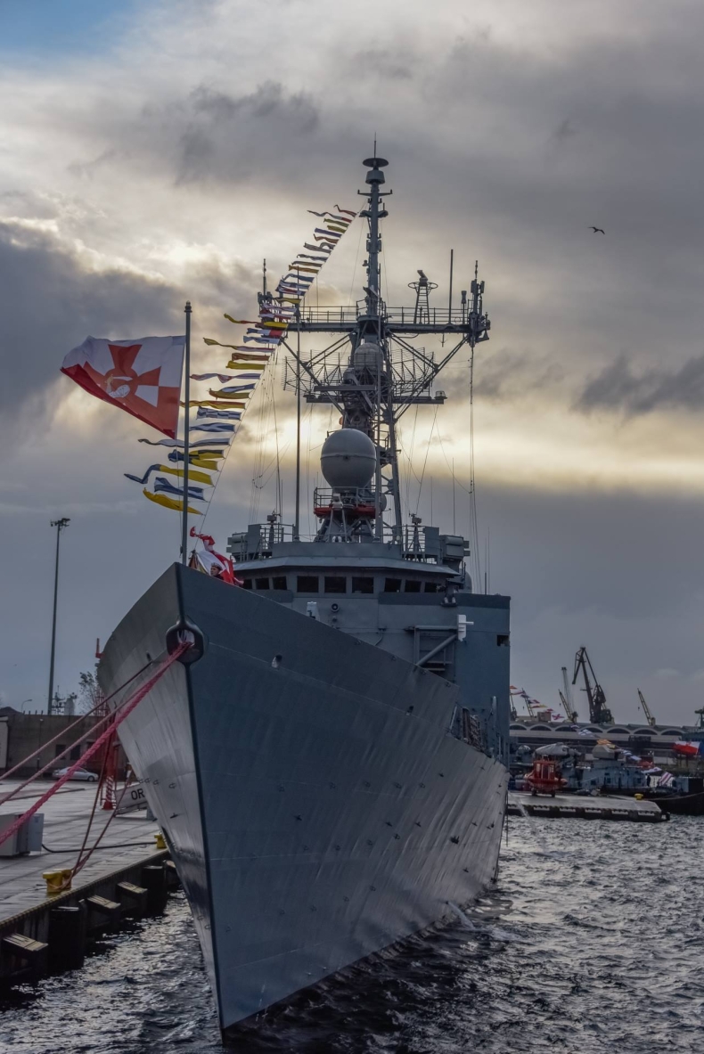 Zdjęcia: kmdr ppor. Radosław Pioch, st. chor. mar. Piotr Leoniak-GospodarkaMorska.pl