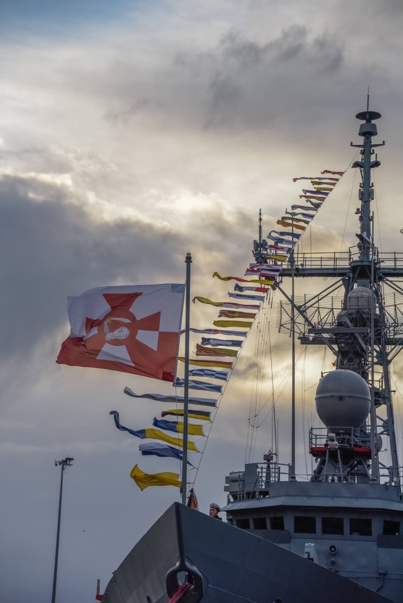 Zdjęcia: kmdr ppor. Radosław Pioch, st. chor. mar. Piotr Leoniak-GospodarkaMorska.pl