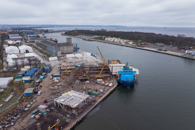 Mostostal. Elementy platformy popłynęły do Norwegii-GospodarkaMorska.pl