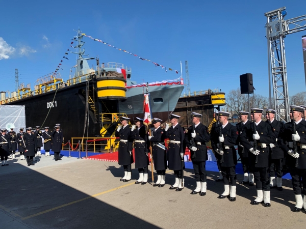 „Nadaję ci imię Rybitwa”. Chrzest i wodowanie kolejnego niszczyciela min dla polskiej Marynarki Wojennej-GospodarkaMorska.pl