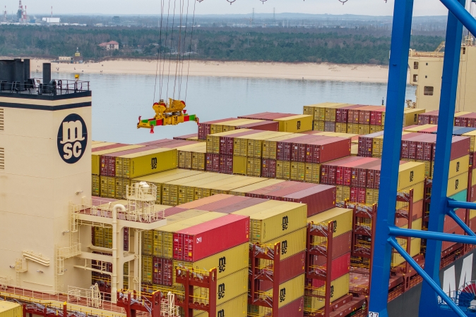 Baltic Hub: pierwszy oceaniczny kontenerowiec w terminalu T3-GospodarkaMorska.pl