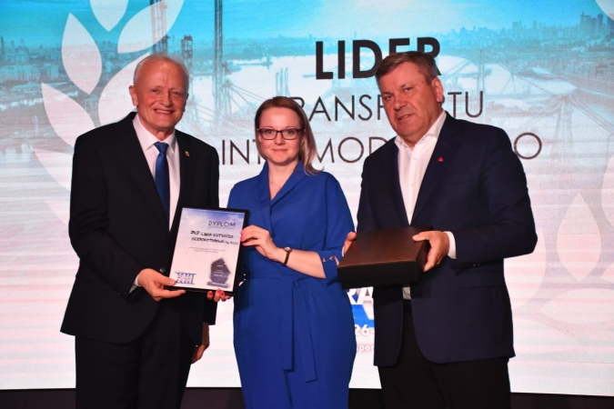 GospodarkaMorska.pl z prestiżową nagrodą Forum FRACHT!-GospodarkaMorska.pl