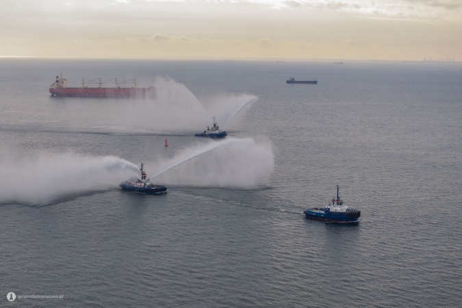 Flota Fairplay Towage Polska się powiększa. Nowy holownik w Porcie Gdynia-GospodarkaMorska.pl