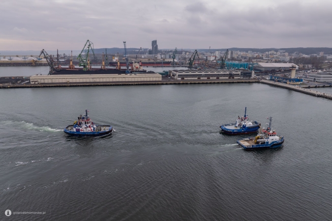 Flota Fairplay Towage Polska się powiększa. Nowy holownik w Porcie Gdynia-GospodarkaMorska.pl