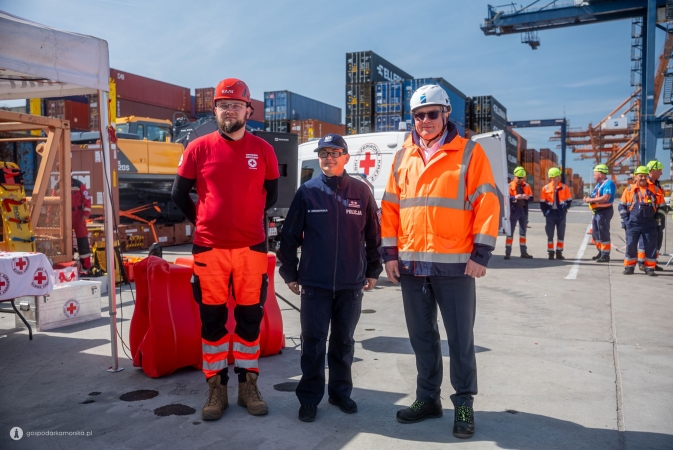 GCT: ćwiczenia i pokazy z okazji Światowego Dnia Bezpieczeństwa i Ochrony Zdrowia w Pracy-GospodarkaMorska.pl
