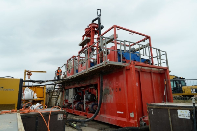 Projekt FSRU: Gaz-System pokazuje przewiert pod Wisłą-GospodarkaMorska.pl