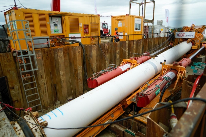 Projekt FSRU: Gaz-System pokazuje przewiert pod Wisłą-GospodarkaMorska.pl