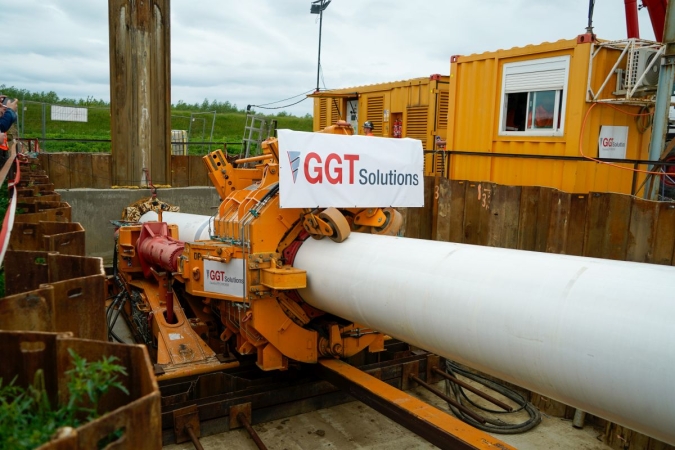 Projekt FSRU: Gaz-System pokazuje przewiert pod Wisłą-GospodarkaMorska.pl