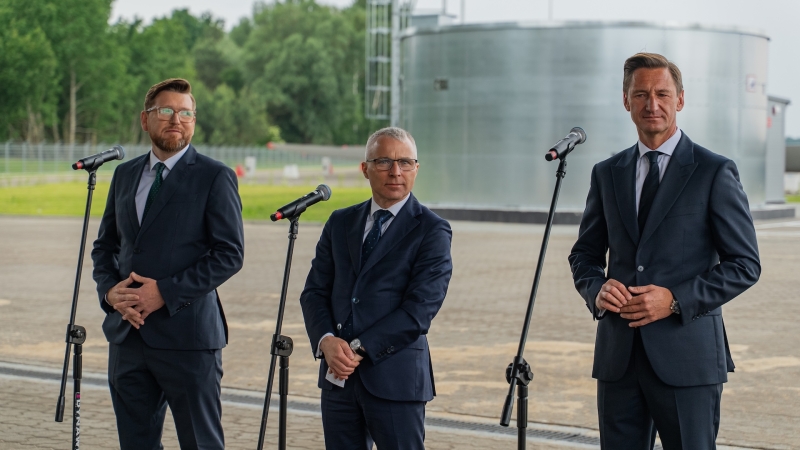W Świnoujściu przeładowywane będą fundamenty dla BC-Wind-GospodarkaMorska.pl