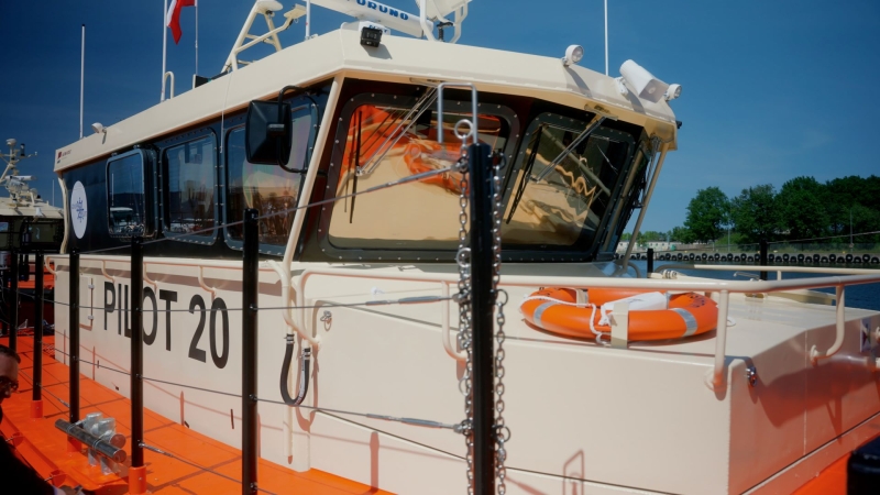 Nowa łódź pilotowa w Porcie Gdańsk ochrzczona. Pilot-20 gotowy do wykonywania zadań-GospodarkaMorska.pl
