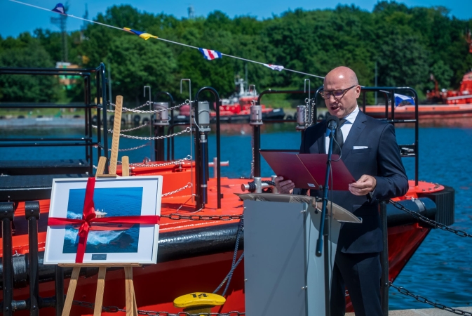Nowa łódź pilotowa w Porcie Gdańsk ochrzczona. Pilot-20 gotowy do wykonywania zadań-GospodarkaMorska.pl