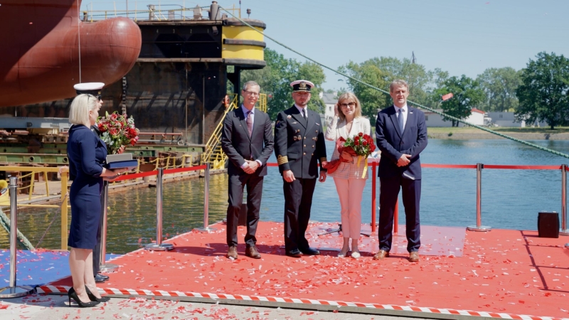 Pierwszy „Delfin” już na wodzie. Remontowa Shipbuilding prezentuje pierwszy okręt SIGINT dla Marynarki Wojennej-GospodarkaMorska.pl