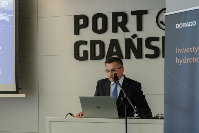 Dwa strategiczne projekty w Porcie Gdańsk wchodzą w fazę realizacji - przebudowa Nabrzeża Wiślanego i budowa terminalu Agro-GospodarkaMorska.pl