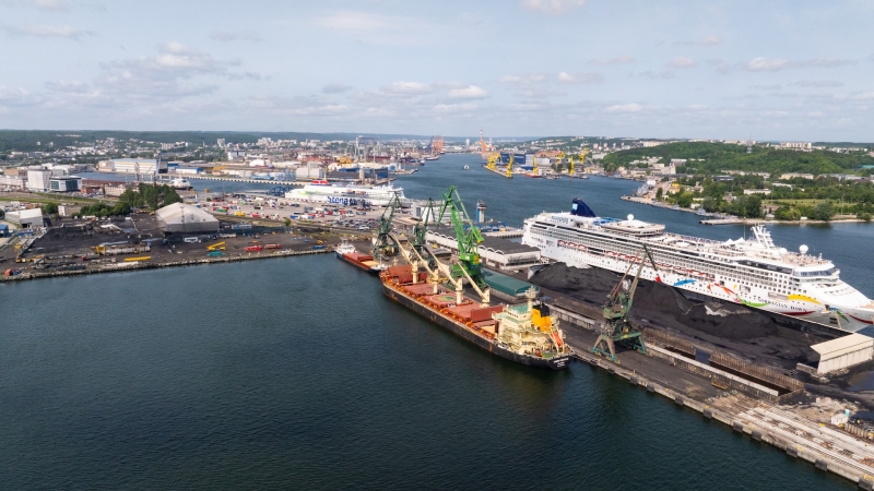 Hamilton ostrzega – uwaga na fumigowane zboże-GospodarkaMorska.pl