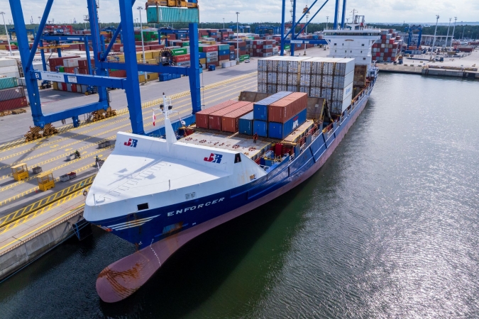 Nowy serwis CMA CGM już działa w Baltic Hub. Pierwsze statki pojawiają się w gdańskim terminalu-GospodarkaMorska.pl