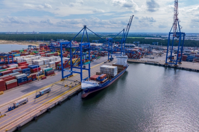 Nowy serwis CMA CGM już działa w Baltic Hub. Pierwsze statki pojawiają się w gdańskim terminalu-GospodarkaMorska.pl