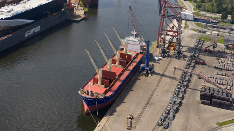 Port Gdański Eksploatacja nie zwalnia tempa – kolejne statki, kolejne przeładunki-GospodarkaMorska.pl