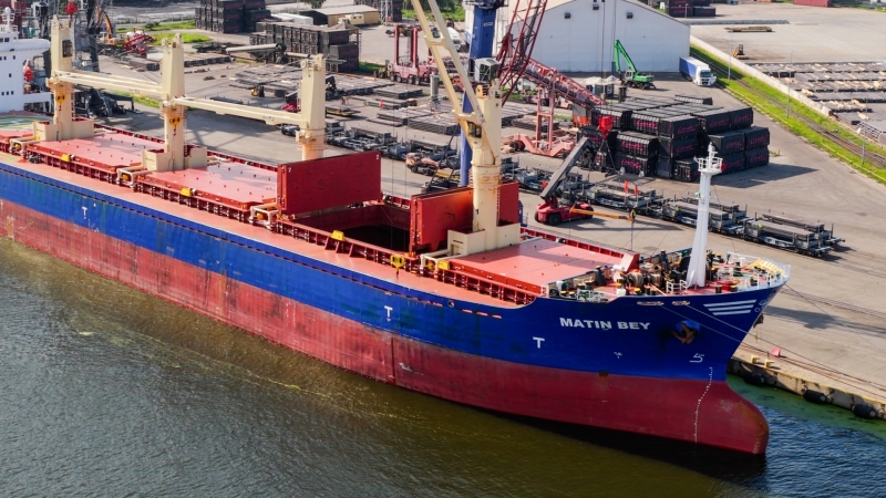 Port Gdański Eksploatacja nie zwalnia tempa – kolejne statki, kolejne przeładunki-GospodarkaMorska.pl