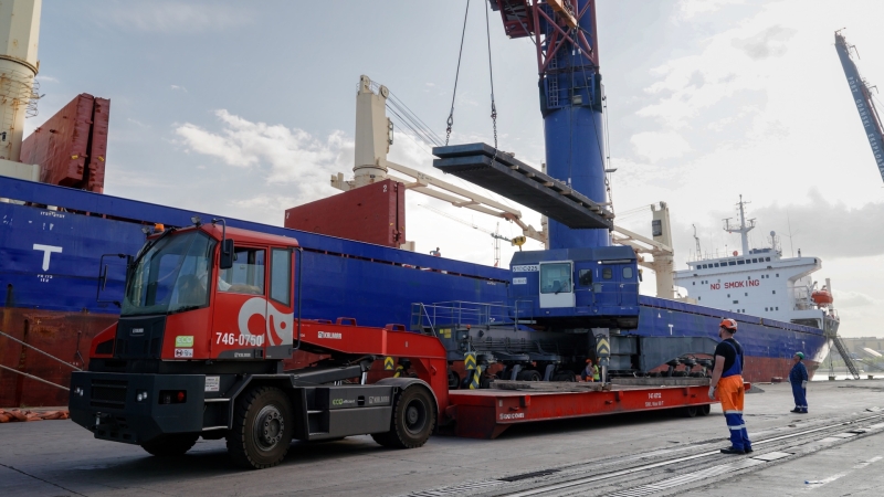 Port Gdański Eksploatacja nie zwalnia tempa – kolejne statki, kolejne przeładunki-GospodarkaMorska.pl