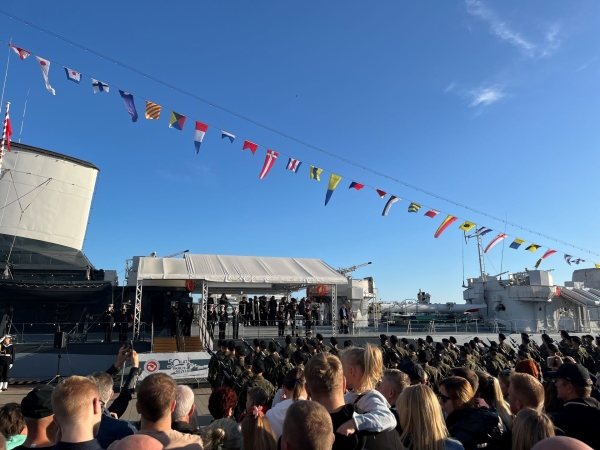 Przysięga żołnierzy Dobrowolnej Zasadniczej Służby Wojskowej w Gdyni-GospodarkaMorska.pl