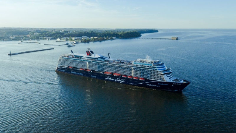 Bezemisyjny Mein Shiff 7 w Porcie Gdynia-GospodarkaMorska.pl