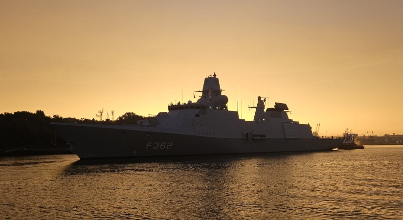 Czy „Miecznik” będzie podobny? Do Portu Gdańsk weszła interesująca, duńska fregata-GospodarkaMorska.pl