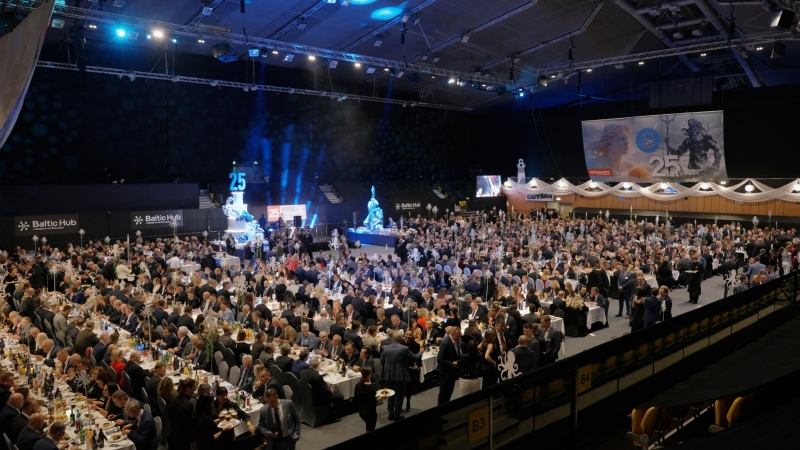 Wspólna Kaczka 2025: branża morska integruje się już ćwierć wieku-GospodarkaMorska.pl