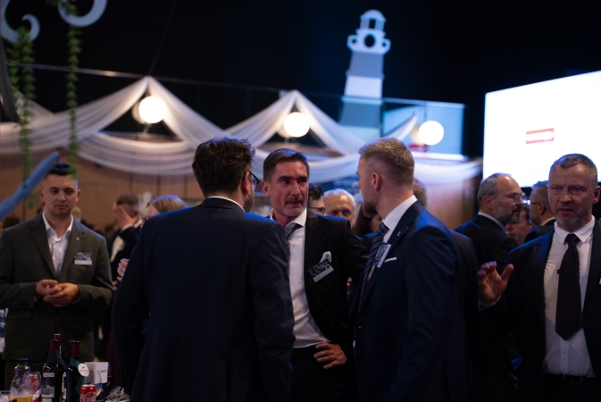 Wspólna Kaczka 2025: branża morska integruje się już ćwierć wieku-GospodarkaMorska.pl