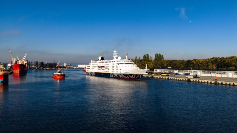 Port Gdańsk kończy sezon wycieczkowy wizytą Hamburga-GospodarkaMorska.pl