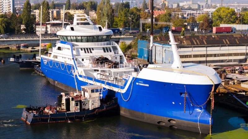 Kadłub statku Ro Vanguard opuścił stocznię Marine Projects w Gdańsku-GospodarkaMorska.pl