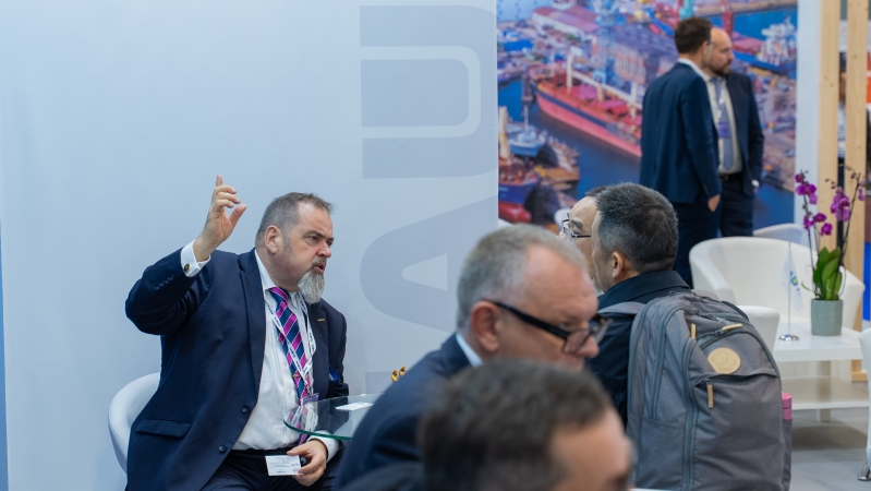 Silna reprezentacja polskich firm na targach Europort w Rotterdamie-GospodarkaMorska.pl