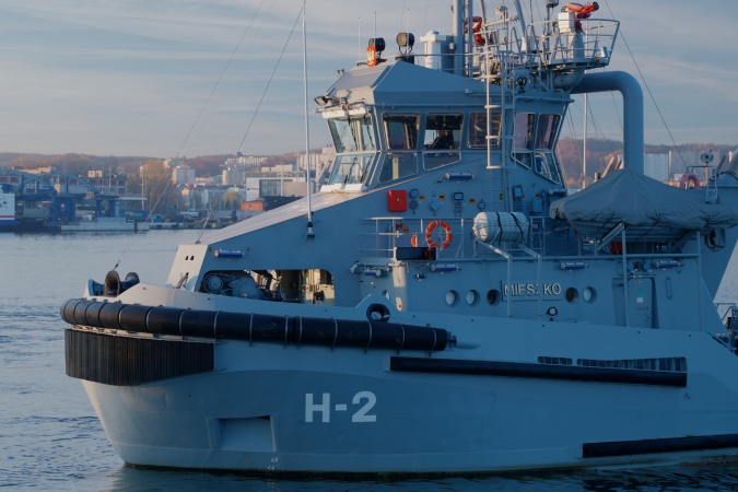 Strzelanie torpedowe i ostatni lot śmigłowców SH-2G. Popłynęliśmy na ćwiczenia Marynarki Wojennej [WIDEO] -GospodarkaMorska.pl