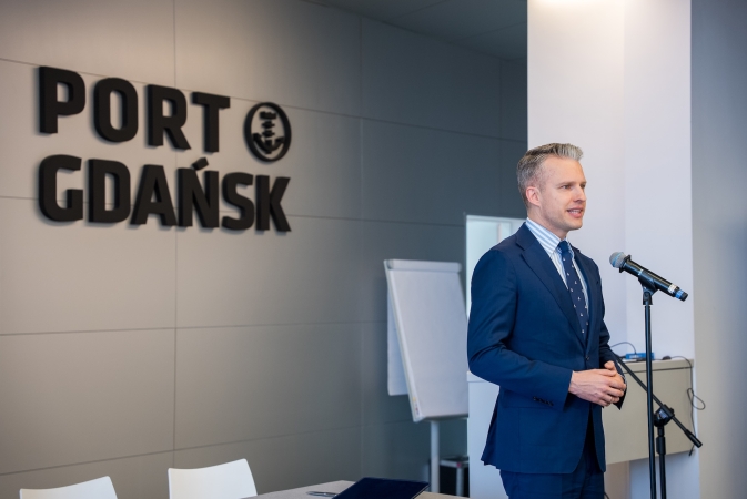 W Porcie Gdańsk startuje rozbudowa Naftoportu. To energetyczna „polisa bezpieczeństwa”-GospodarkaMorska.pl