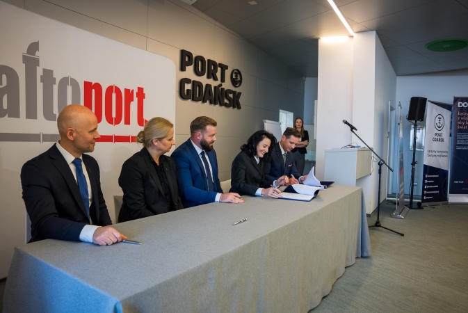 W Porcie Gdańsk startuje rozbudowa Naftoportu. To energetyczna „polisa bezpieczeństwa”-GospodarkaMorska.pl