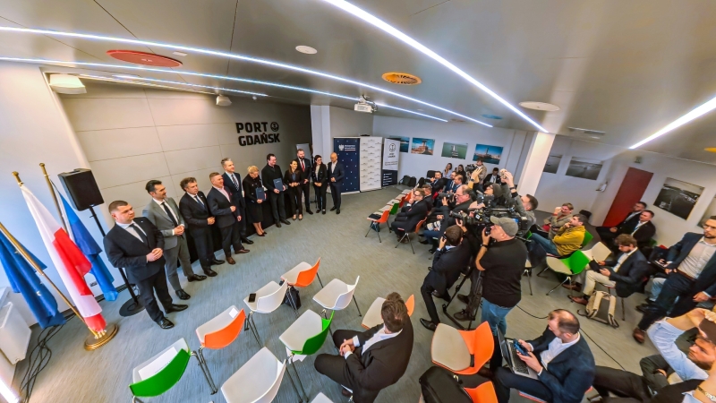 Port Gdańsk i PKP PLK opracują projekt nowej linii kolejowej do portu-GospodarkaMorska.pl