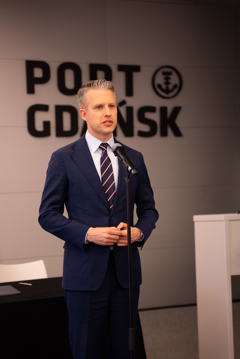 Port Gdańsk i PKP PLK opracują projekt nowej linii kolejowej do portu-GospodarkaMorska.pl