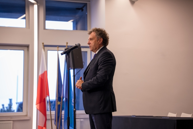 Port Gdańsk i PKP PLK opracują projekt nowej linii kolejowej do portu-GospodarkaMorska.pl