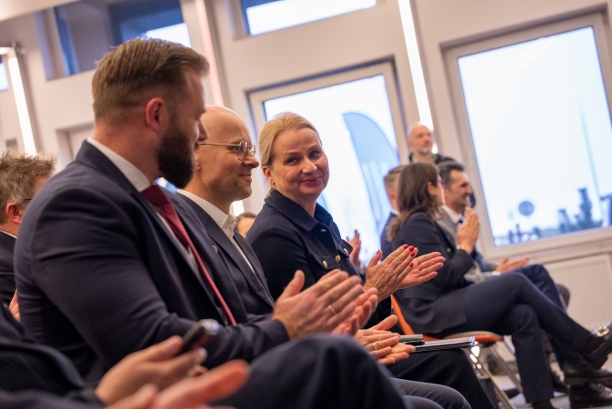 Port Gdańsk i PKP PLK opracują projekt nowej linii kolejowej do portu-GospodarkaMorska.pl