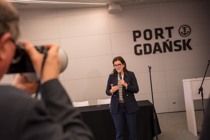 Port Gdańsk i PKP PLK opracują projekt nowej linii kolejowej do portu-GospodarkaMorska.pl