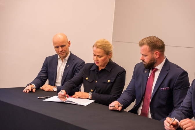 Port Gdańsk i PKP PLK opracują projekt nowej linii kolejowej do portu-GospodarkaMorska.pl