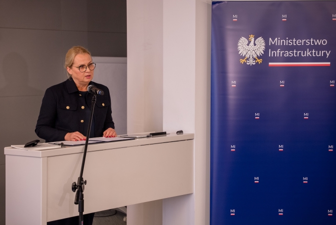 Port Gdańsk i PKP PLK opracują projekt nowej linii kolejowej do portu-GospodarkaMorska.pl