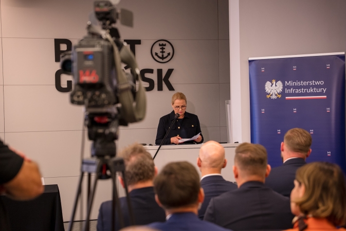 Port Gdańsk i PKP PLK opracują projekt nowej linii kolejowej do portu-GospodarkaMorska.pl